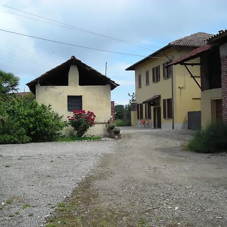 Alloggio per agriturismo Cascina Roma Ozzero